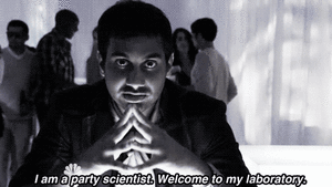 Amy Poehler GIF. Gifs Filmsterren Amy poehler Aziz ansari Parks and recreation Tom haverford 