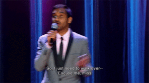 Aziz Ansari GIF. Gifs Filmsterren Aziz ansari Fotoset Rashida jones Retta Parks and recreation 