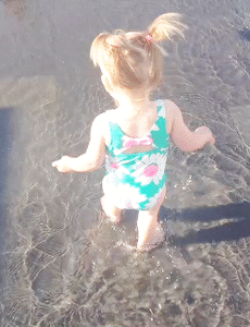 Baby GIF. Baby Star trek Gifs  Zoet Star trek into darkness Jim kirk Captain kirk James kirk Idst 