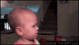 Baby GIF. Baby Tv Kleuren Gifs Reactie Lichten Geschokt Kind 