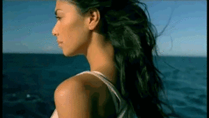 Baby GIF. China Baby Gifs Metro Taiwanese animatie Nmatv Openbaar vervoer Vandalisme Plassen Toer 