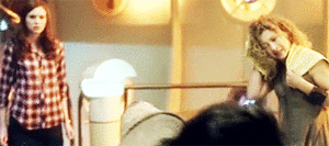 Baby GIF. Dieren Eten Soep Schattig Puppy Baby Ziek Gifs Hond Nom Hongerig Aww Voeden Het eten Voede 