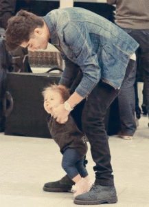 Baby GIF. Grappig Baby Frans Gifs Reactie Plezier  Wanneer Quand 