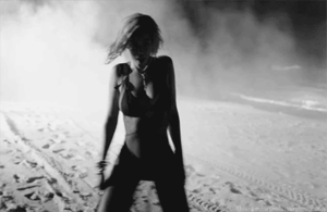 Beyoncé GIF. Artiesten Beyonce Gifs Eye roll Niet geamuseerd 