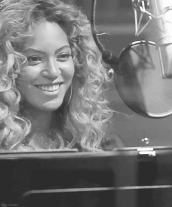 Beyoncé GIF. Artiesten Beyonce Mode Gifs Jurk 