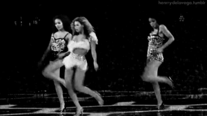 Beyoncé GIF. Artiesten Beyonce Gifs Houding Truc Smakken Neerbuigen 