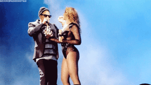 Beyoncé GIF. Artiesten Beyonce Gifs Bootylicious 