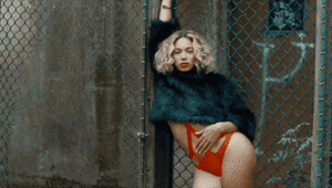 Beyoncé GIF. Huilen Muziek Artiesten Beyonce Gifs Visuele album Nieuw album 