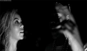 Beyoncé GIF. Huilen Muziek Artiesten Beyonce Gifs Visuele album Nieuw album 