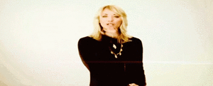 Big Bang Theory GIF. Films en series Gifs Big bang theory Hop Kaley cuoco 