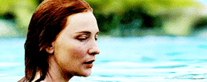 Brad Pitt GIF. Angelina jolie Brad pitt Gifs Filmsterren Otp Golden globe awards Gg2012 Haar hand op zijn schoot tho 
