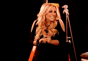 Britney Spears GIF. Muziek Artiesten Britney spears Gifs Onhandig Lachend Glimlachen Muziekvideo Eye roll Grappig gezi 