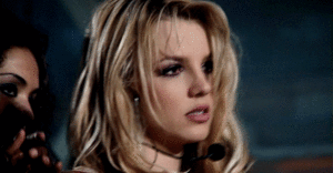 Britney Spears GIF. Artiesten Britney spears Gifs Muziekvideo Toxic 