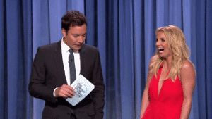 Britney Spears GIF. Artiesten Britney spears Gifs Muziekvideo Oops i did it again 