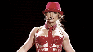 Britney Spears GIF. Muziek Artiesten Britney spears Gifs Onhandig Lachend Glimlachen Muziekvideo Eye roll Grappig gezi 