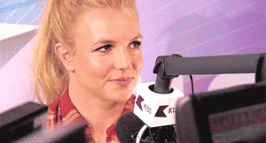 Britney Spears GIF. Artiesten Britney spears Lol Gifs Lachend Lach 