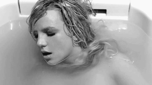 Britney Spears GIF. Artiesten Britney spears Gifs Muziekvideo Oops i did it again 