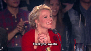 Britney Spears GIF. Artiesten Britney spears Gifs 1999 Lachend Glimlachen Fotoshoot 