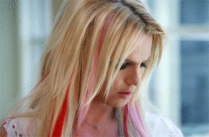 Britney Spears GIF. Dansen Artiesten Britney spears Gifs Glimlachen Grappig gezicht Mic 