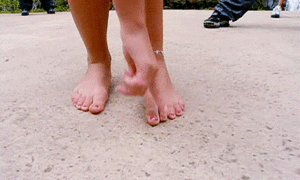 Britney Spears GIF. Circus Artiesten Britney spears Gifs Vevo Volkeren choice awards 
