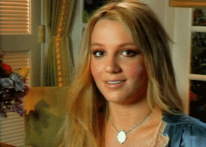 Britney Spears GIF. Artiesten Britney spears Gifs Onhandig Nerveus Lachend Glimlachen 