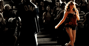 Britney Spears GIF. Artiesten Britney spears Gifs Brunette Hair flip 