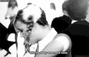 Britney Spears GIF. Artiesten Britney spears Tong Crazy Gifs 