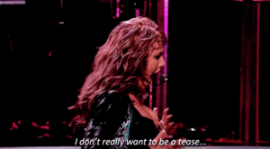 Britney Spears GIF. Artiesten Britney spears Gifs Onhandig Nerveus Lachend Glimlachen 
