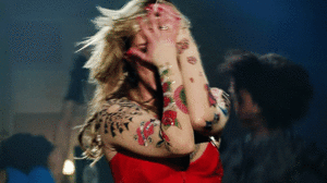 Britney Spears GIF. Artiesten Britney spears Gifs Muziekvideo Hair flip 