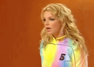 Britney Spears GIF. Artiesten Britney spears Gifs Glimlachen Muziekvideo Hair flip Oops Popster 