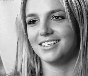 Britney Spears GIF. Halloween Artiesten Britney spears Britney Gifs Heks 