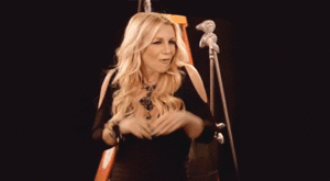 Britney Spears GIF. Muziek Dansen Artiesten Britney spears Gifs Opgewonden Grappig gezicht Opwindend Vuist pomp 