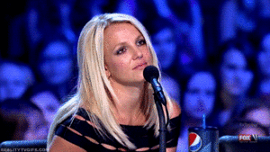 Britney Spears GIF. Circus Artiesten Britney spears Gifs Vevo Volkeren choice awards 