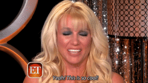 Britney Spears GIF. Artiesten Britney spears Gifs Glimlach Onhandig Dichtbij 