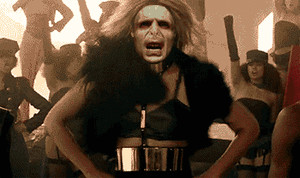 Britney Spears GIF. Dansen Artiesten Britney spears Gifs Opgewonden Jumping Blond Het zingen Tweesprong Slaapkamer 