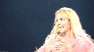 Britney Spears GIF. Artiesten Britney spears Gifs Muziekvideo You drive me crazy 