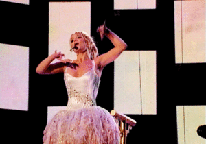 Britney Spears GIF. Artiesten Britney spears Tong Crazy Gifs 