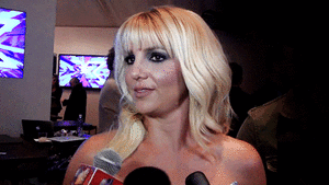 Britney Spears GIF. Televisie Artiesten Britney spears Gifs Onhandig Grappig gezicht De look De x factor Xfactor 