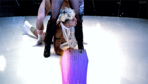 Britney Spears GIF. Muziek Artiesten Britney spears Britney William Gifs 2013 Remix Scream and shout Scream shout 