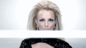 Britney Spears GIF. Verward Artiesten Britney spears Gifs Huh Krekels 