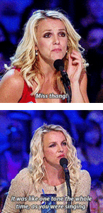 Britney Spears GIF. Artiesten Britney spears Roze Gifs Onhandig Glimlachen Xfactor 