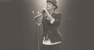 Bruno Mars GIF. Artiesten Bruno mars Gifs 