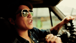 Bruno Mars GIF. Interview Artiesten Bruno mars Gifs 