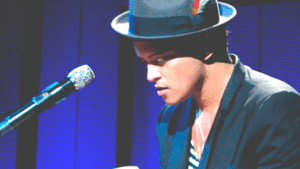 Bruno Mars GIF. Artiesten Bruno mars Gifs 