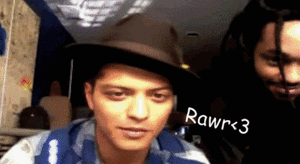 Bruno Mars GIF. Artiesten Bruno mars Gifs Holigan 
