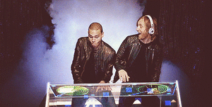 Chris Brown GIF. Artiesten Gifs Chris brown 