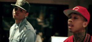 Chris Brown GIF. Interview Artiesten Gifs Chris brown 