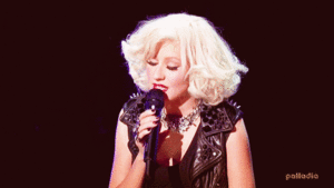 Christina Aguilera GIF. Artiesten Christina aguilera Gifs 2012 De stem 