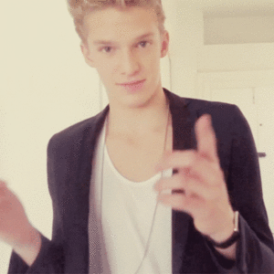 Cody Simpson GIF. Artiesten Gifs Cody simpson Myedit 