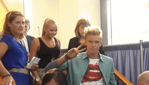 Cody Simpson GIF. Artiesten Gifs Cody simpson Nickelodeon Slijm Kids choice awards 